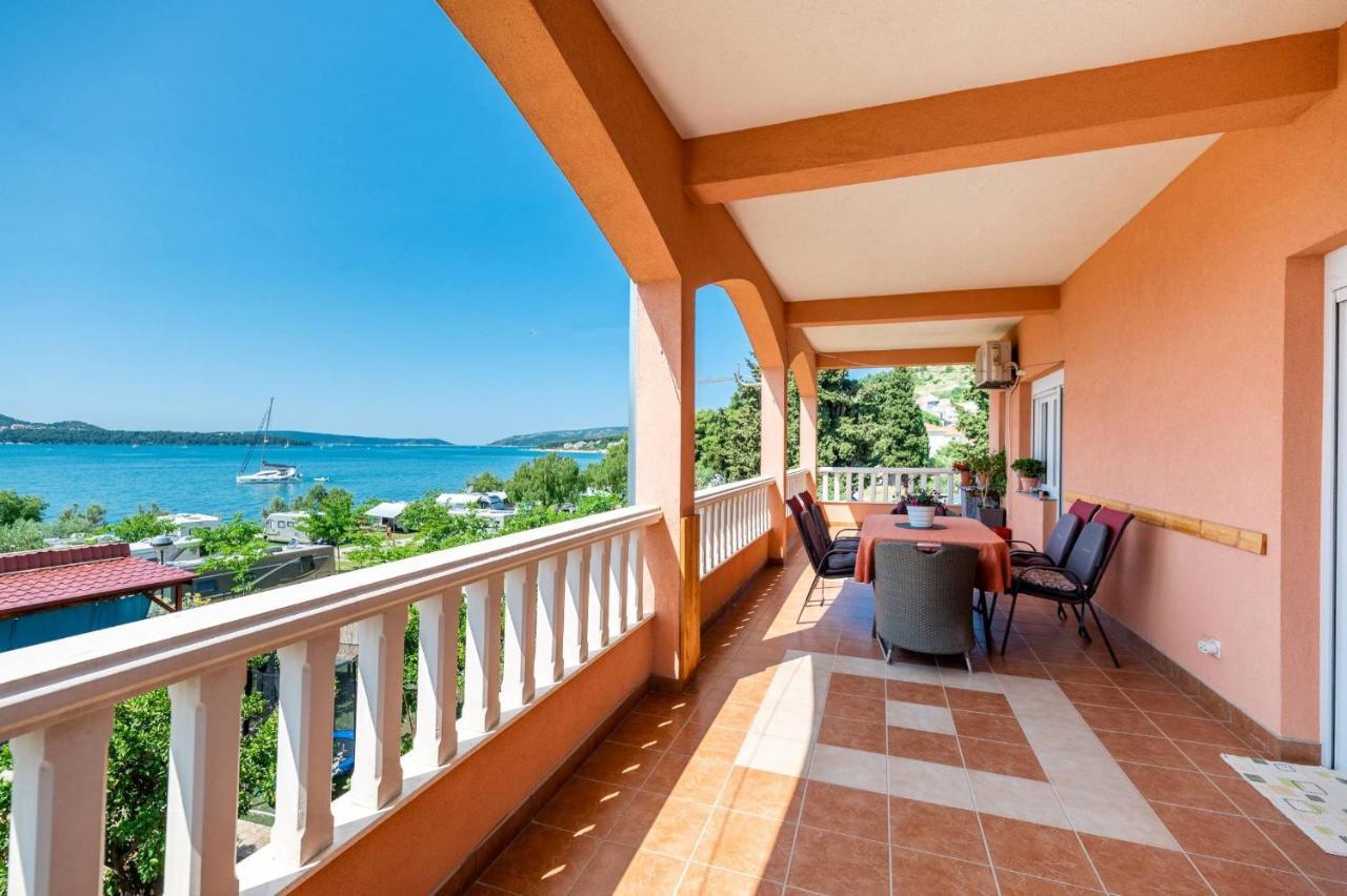 Apartment Lotus Trogir Zewnętrze zdjęcie